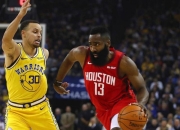 火箭队全员出战表现均衡，联手实力斩敌